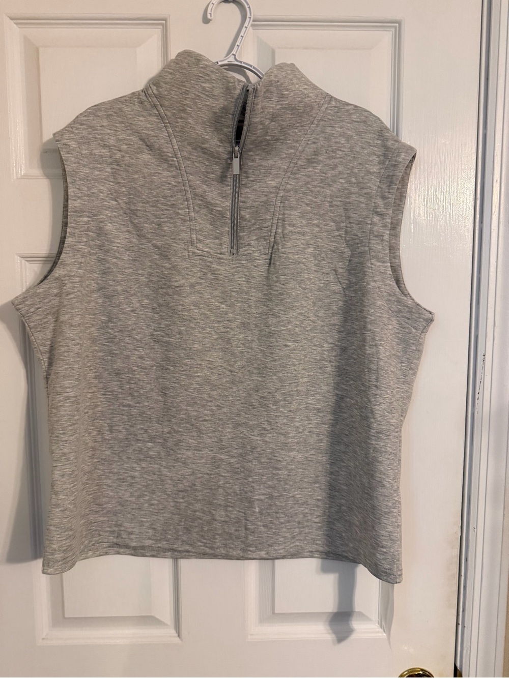 Women’s Grey Sleeveless Quarter-Zip Skort Set